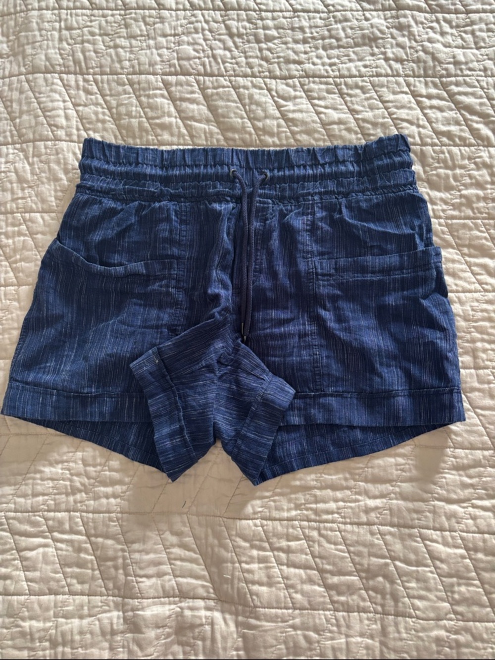 Athleta Navy Striped Drawstring Linen Shorts size 10